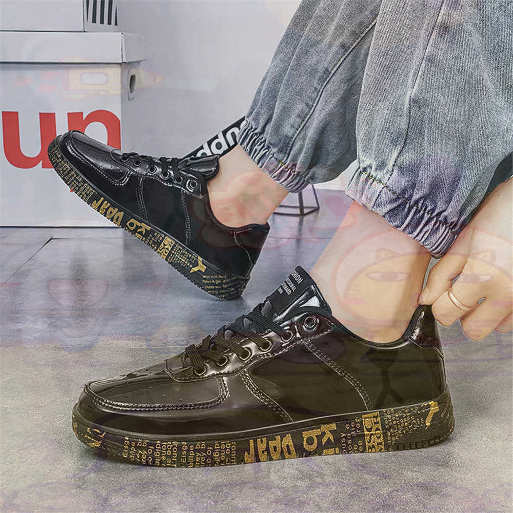 Round Foot Size 45 Sneakers Wh - Outdoor Sport An 评论和价格